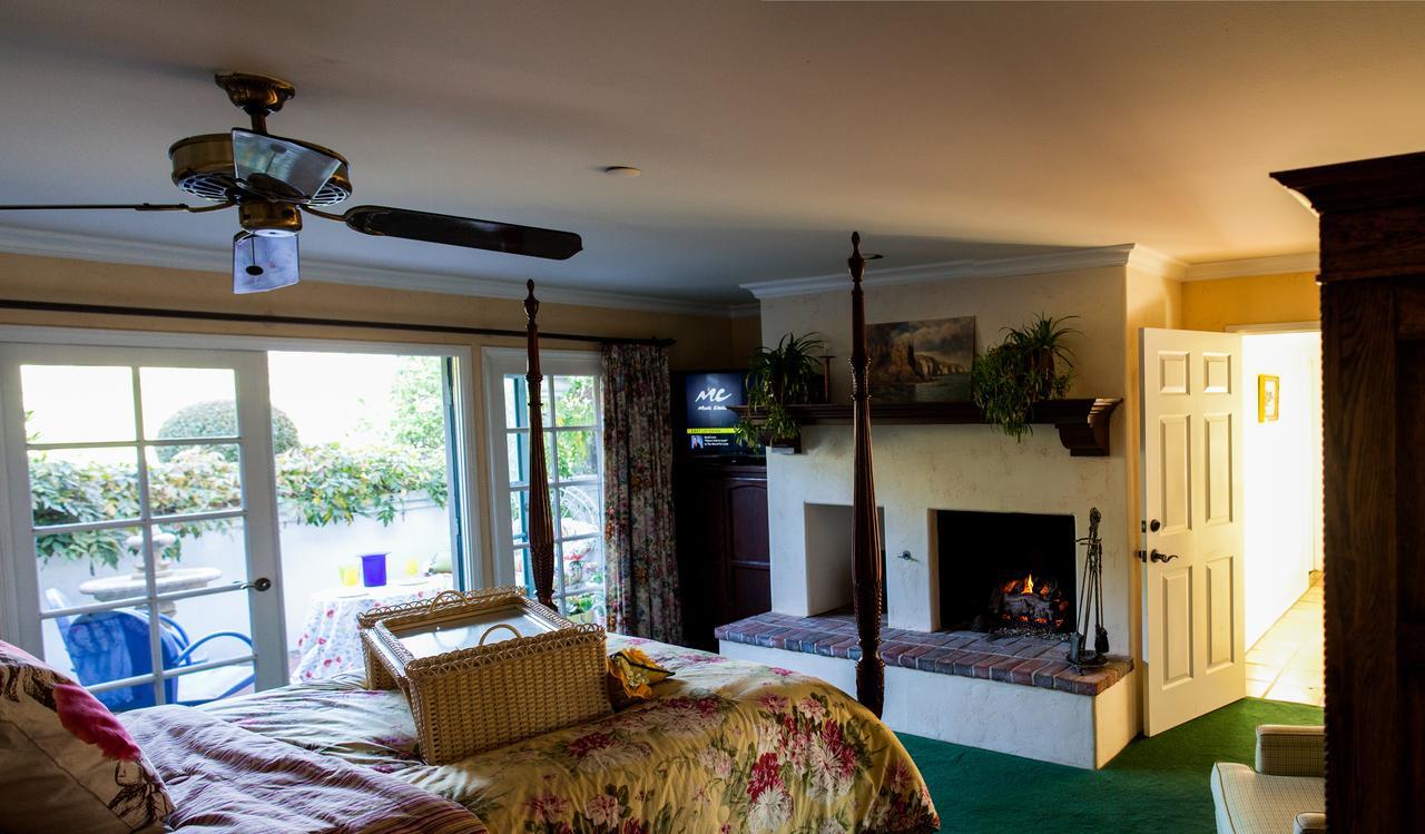 Garden Cottage At The Green ซานเคลเมนที ภายนอก รูปภาพ
