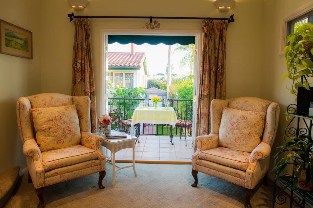 Garden Cottage At The Green ซานเคลเมนที ภายนอก รูปภาพ